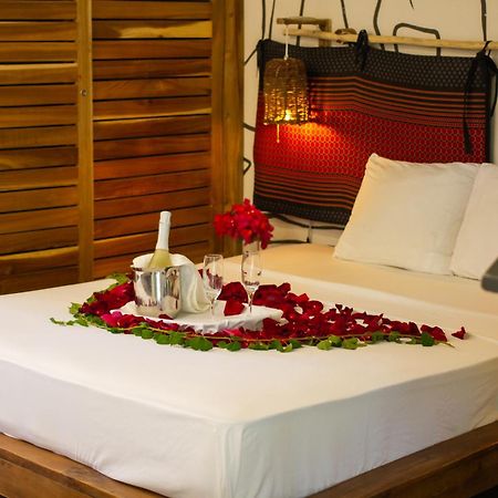 Afreeka Beach Hotel Лас-Терренас Екстер'єр фото